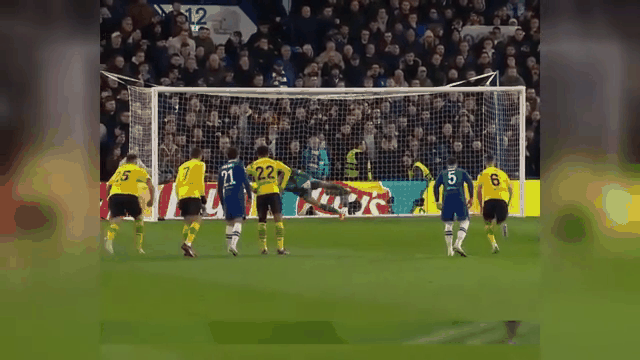  Doinb遭遇七连败，切尔西教练面临压力！